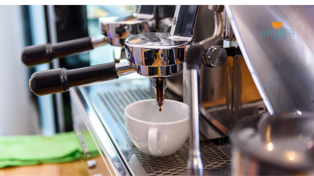 كيف تنظف آلة القهوة